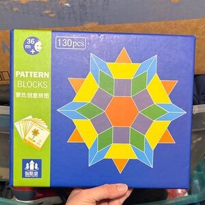 Pattern Blocks 130pcs Puzzle Set - Multicolor